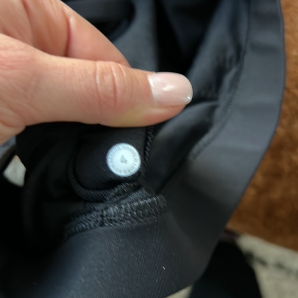 High neck lululemon sports bra - Picture 3 of 3